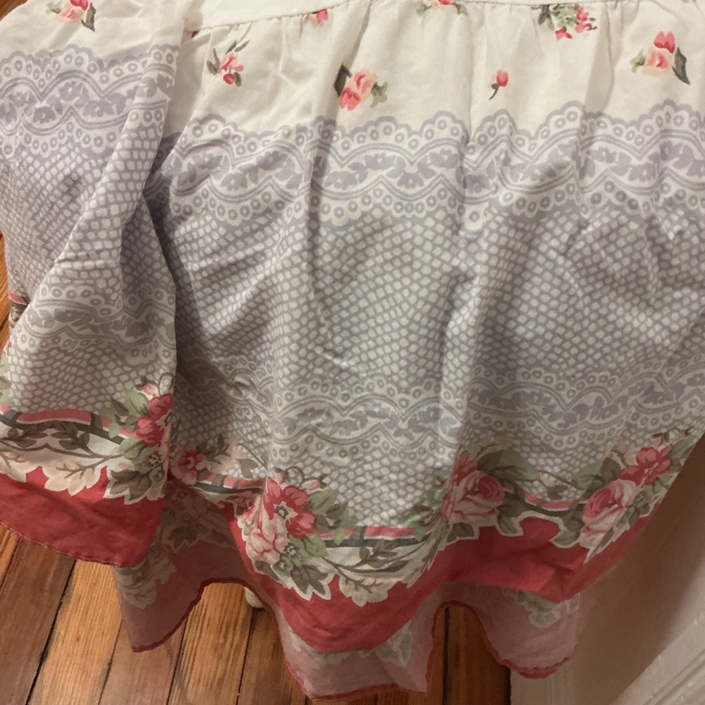 Vintage Shabby Chic Intima Bedskirt - Picture 11 of 15